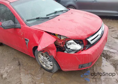 2008 Ford Focus Se/Ses z USA, uszkodzony, nr VIN 1FAHP35N48W217618